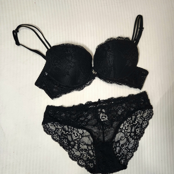 Bra sets - Picture 3 of 3